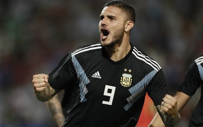 冠军体育快讯-佐默失误后获教练力挺